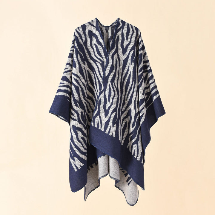 Damen Zebra‑Jacquard Poncho‑Cape im Oversize‑Kimono‑Fall aus weichem Feinstrick Echo Archiv