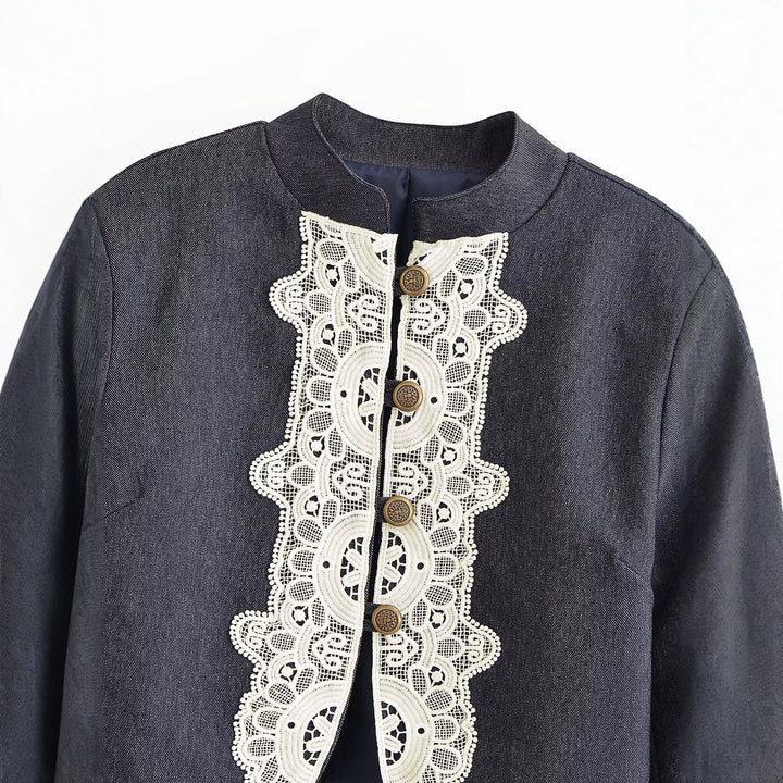Damen Cropped‑Blazer im Bolero‑Stil mit Spitzenbordüre und Zierknöpfen Echo Archiv