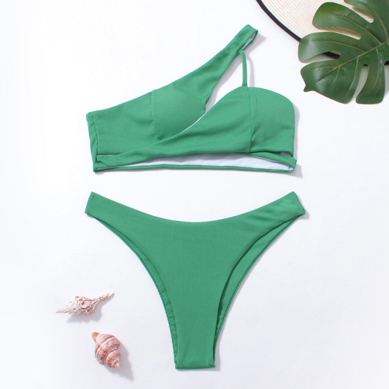 Damen Triangel-Bikini mit asymmetrischem Oberteil und schickem Design Echo Archiv