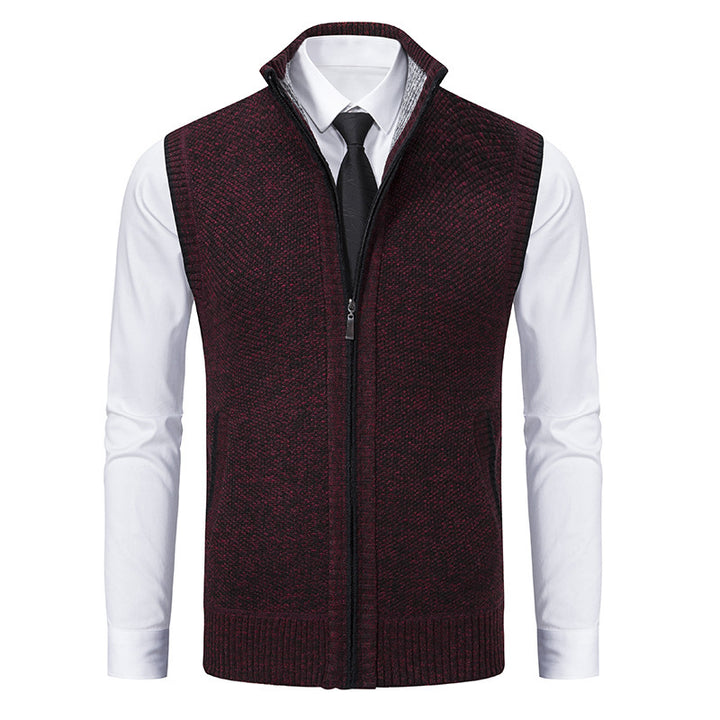 Herren elegante Strickweste mit hohem Kragen und praktischen Reißverschlusstaschen Echoarchiv