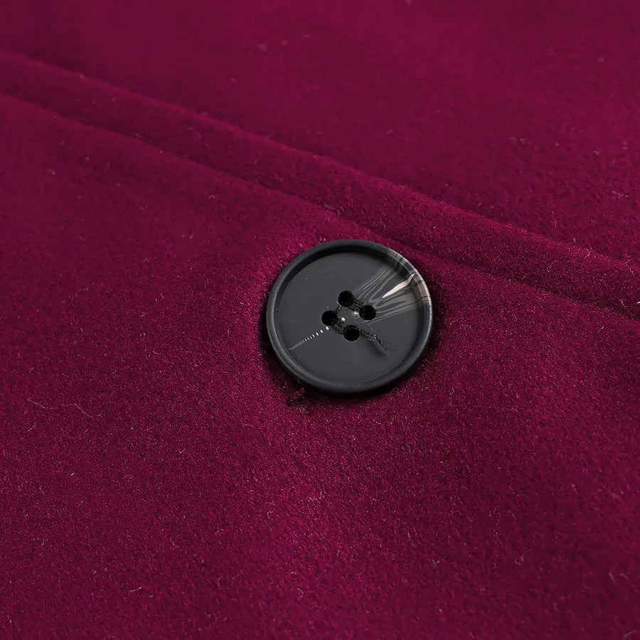 Damen taillierter Longcoat im Zweireiher mit Schalkragen und Pattentaschen – Montévia