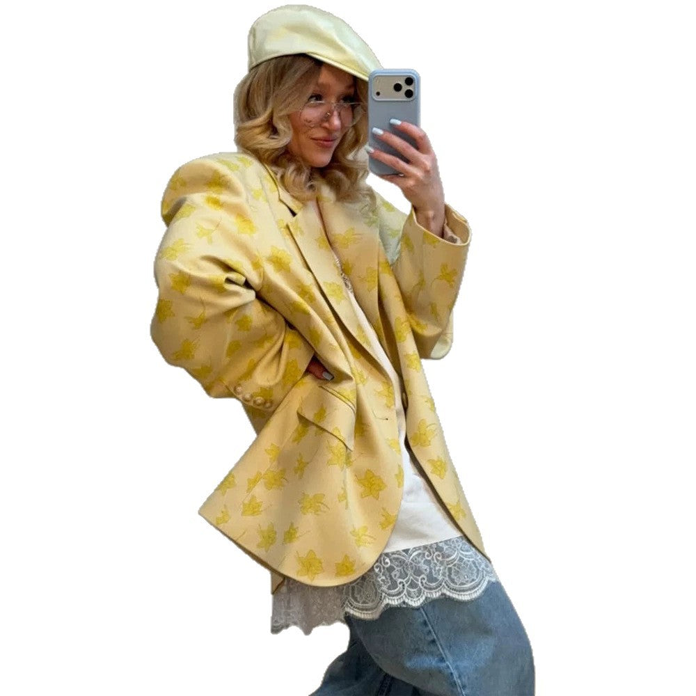 Damen Oversize-Blazer aus floralem Jacquard mit markanter Schulterpartie Echoarchiv