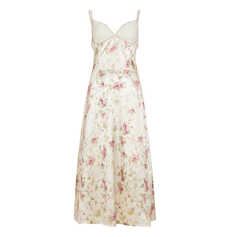 Damen Sommerliches Nachthemd mit floralen Akzenten Echo Archiv