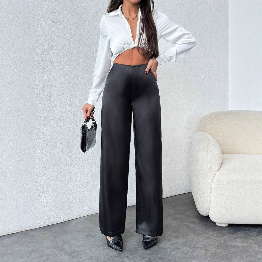 Damen Weite Satin-Hose mit elegantem Schnitt Echo Archiv