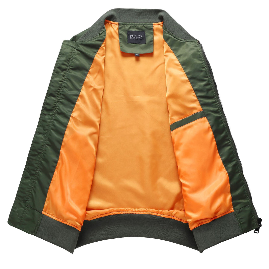Herren Bomberjacke im MA-1 Stil mit Ärmel-Utilitytasche und kontrastierendem Futter – Brevano