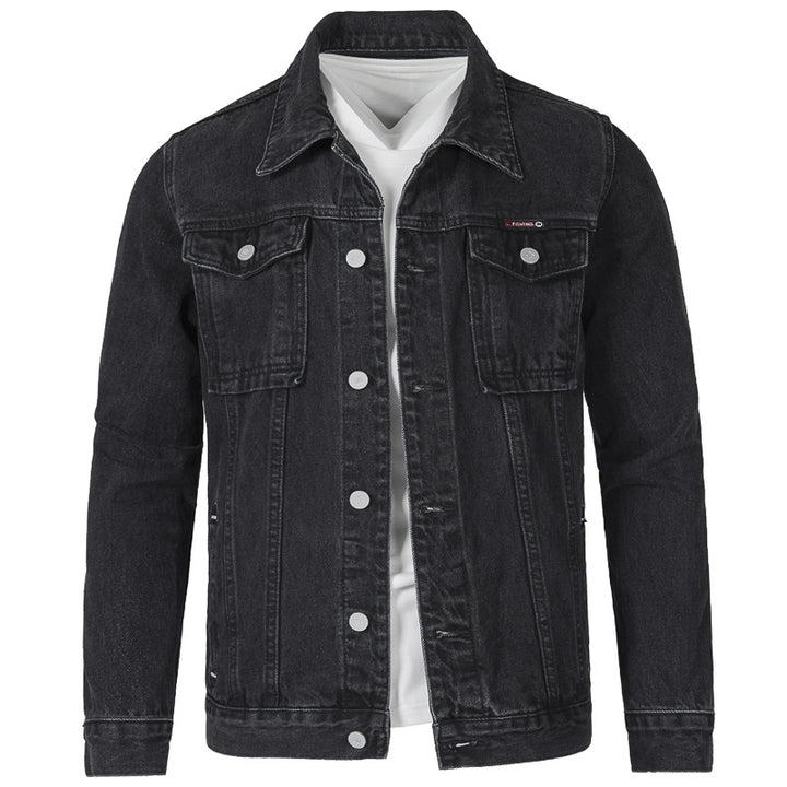 Herren Jeansjacke im modernen Slim-Fit Design mit praktischen Taschen und robusten Nieten Echoarchiv