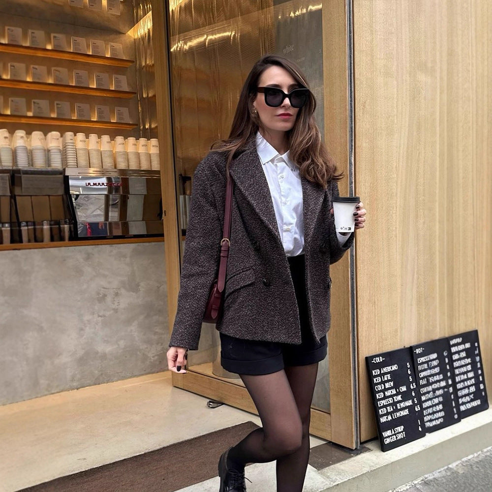 Damen Kurztaillierter Doppelreiher-Blazer aus Bouclé‑Tweed Echoarchiv