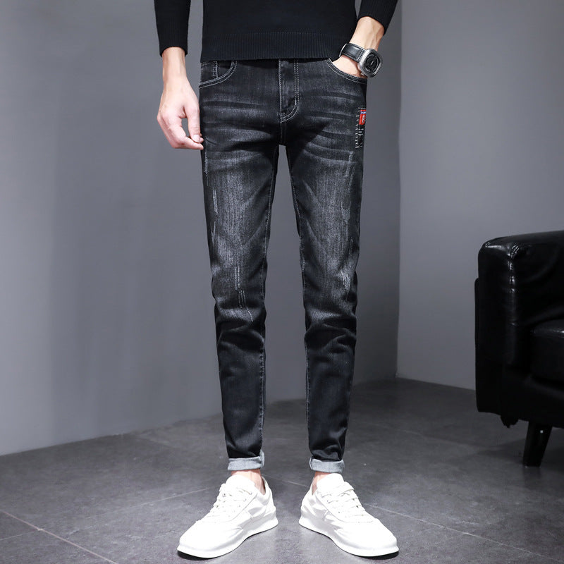 Herren Slim-Fit Jeans im modernen Waschdesign Echoarchiv