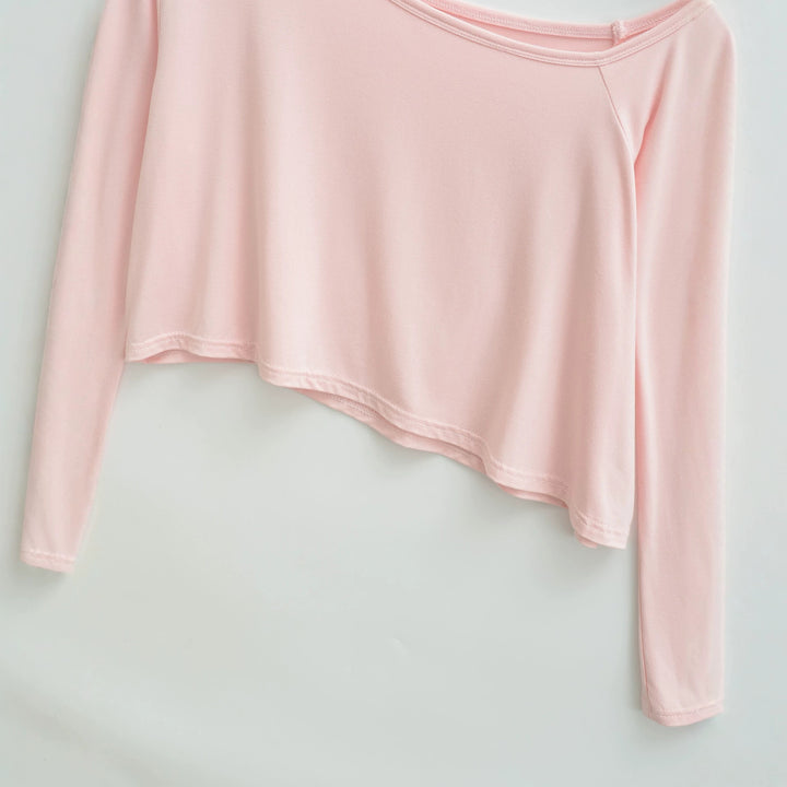 Damen Einschulter-Kurztop mit asymmetrischem Saum und Trompetenärmeln Echoarchiv