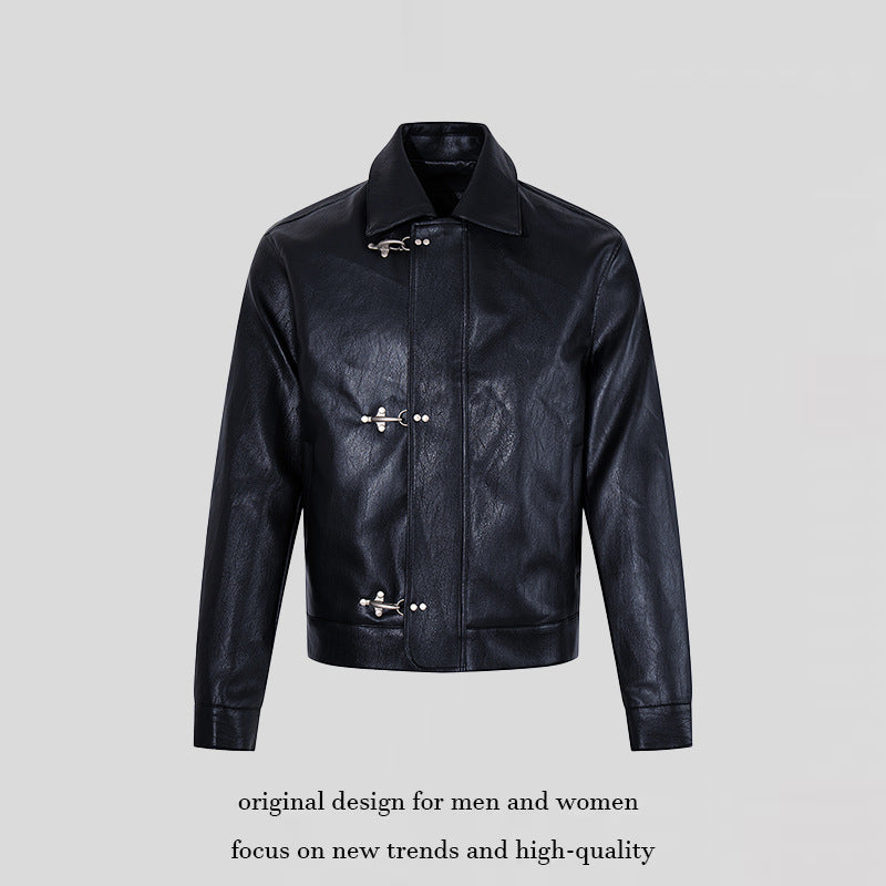 Herren Lederjacke mit Knebelverschlüssen, kurzem Schnitt und Hemdkragen Echoarchiv