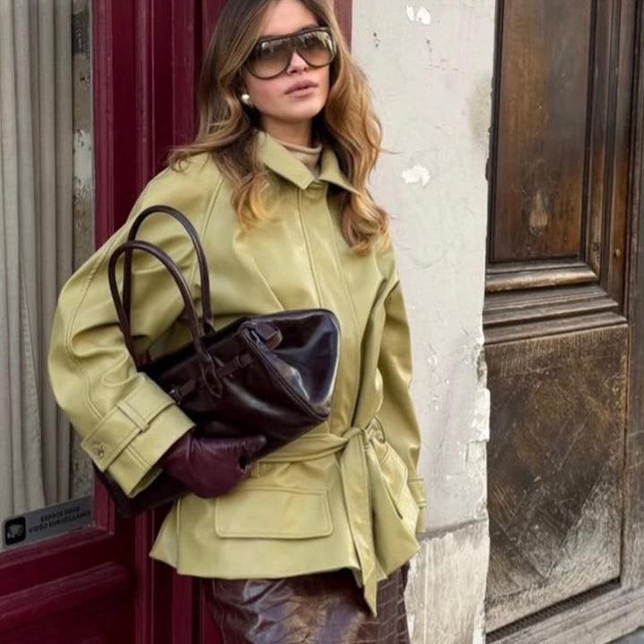 Damen Oversize Lederimitat-Jacke mit Taillengürtel und aufgesetzten Taschen Echoarchiv