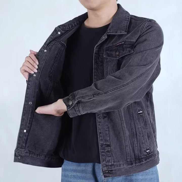 Herren Modische Denimjacke mit modernen Details Echoarchiv
