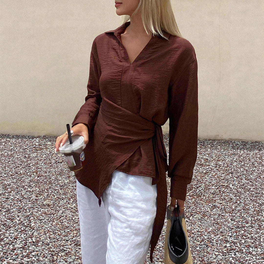 Damen Asymmetrische V‑Ausschnitt Bluse mit Hemdkragen und Ballonärmeln – Avérine