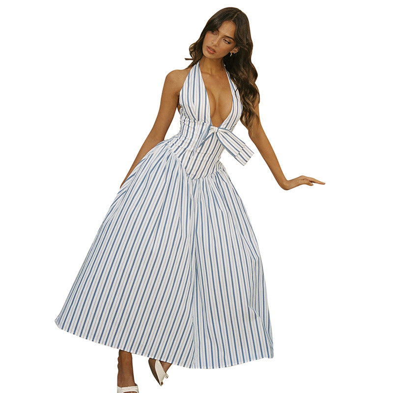 Damen Maxikleid mit verspieltem Wickeldesign und elegantem V-Ausschnitt Echo Archiv