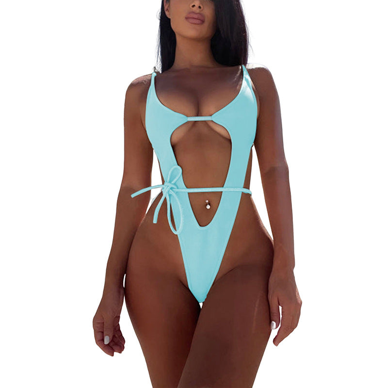 Damen Cut-Out Badeanzug mit verstellbaren Bändern und tiefem Ausschnitt Echo Archiv
