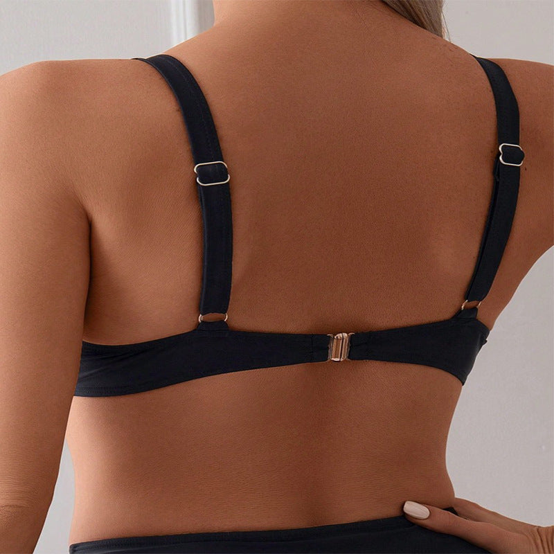 Damen Hochgeschnittener Bikini mit elegantem Schnitt und modischen Akzenten Echo Archiv