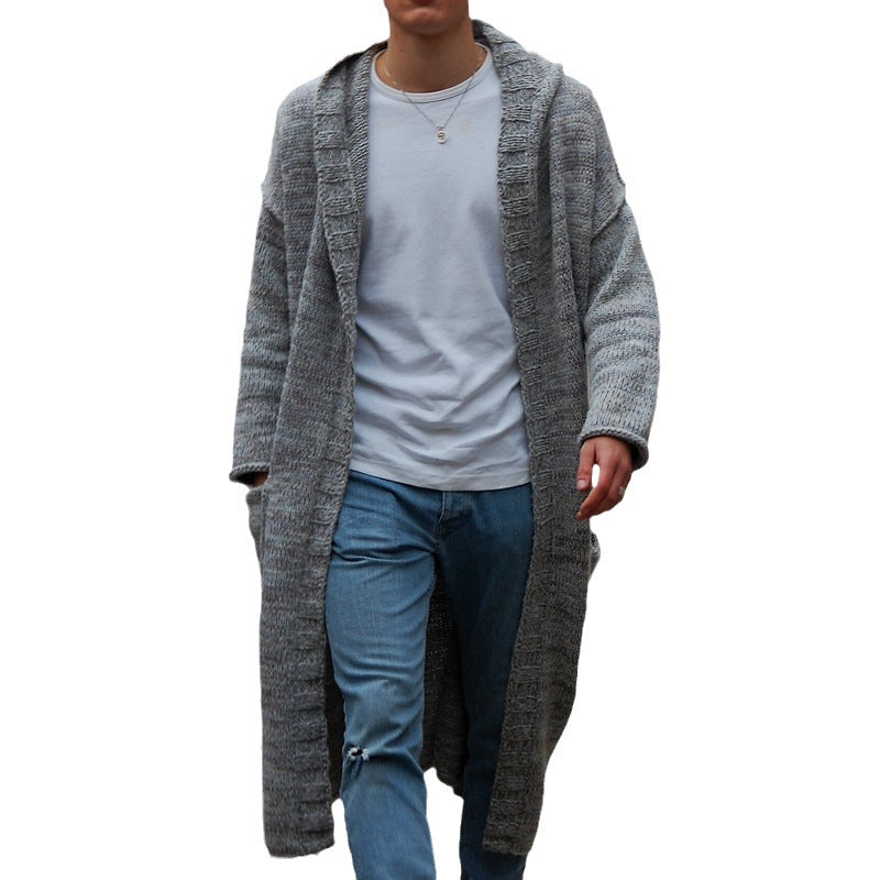 Herren Langer Strickmantel mit modernem Design und lässigen Details Echoarchiv