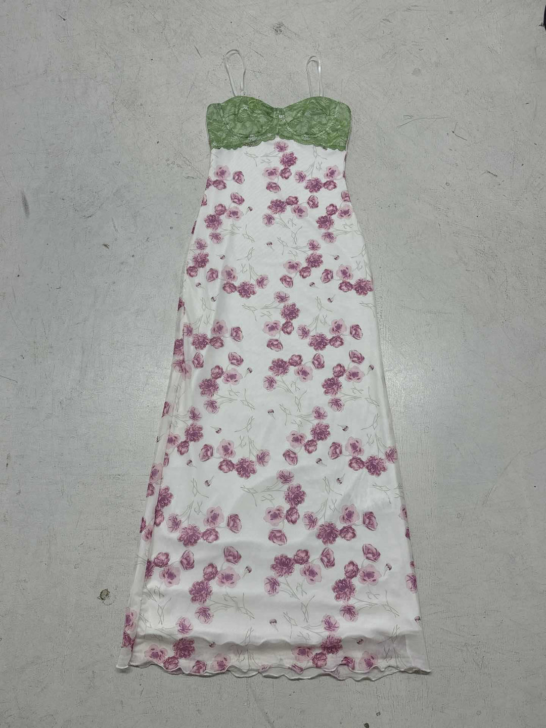 Damen Maxikleid mit floralem Spitzenoberteil und zarten Spaghettiträgern Echo Archiv