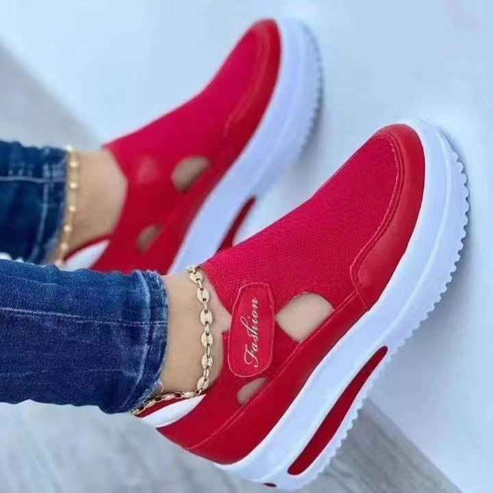Damen  atmungsaktive Strick-Sneaker mit Klettverschluss, Cut-Outs und Plateau-Luftsohle Echo Archiv
