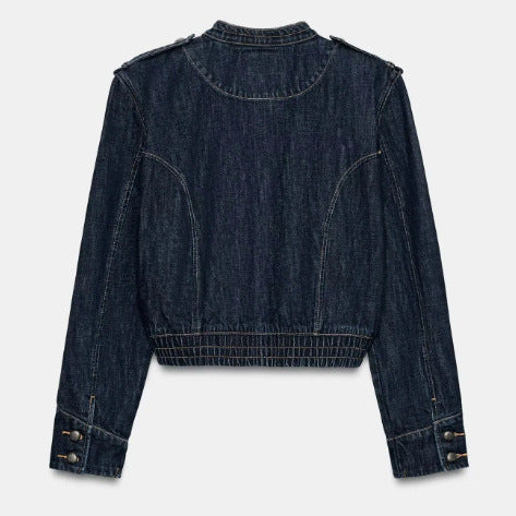 Damen Kurz geschnittene Jeansjacke mit Mandarinkragen, Zierknopfreihe und Schulterpatten Echo Archiv