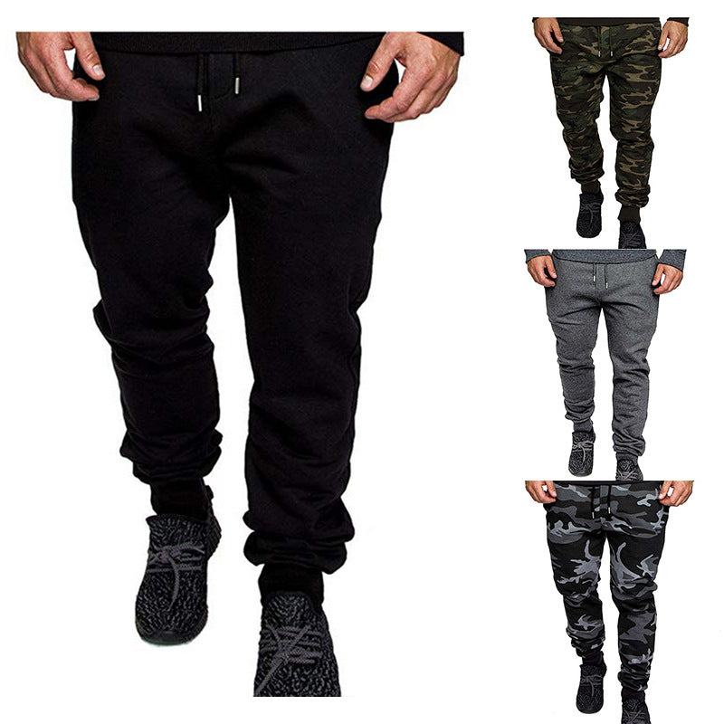Herren Tapered Sweatpants aus Baumwollmix mit elastischem Bund, Tunnelzug und gerippten Bündchen Echo Archiv