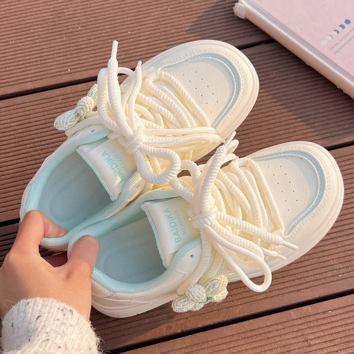Damen Trendige Sneakers mit blumigen Akzenten und dämpfender Sohle Echo Archiv