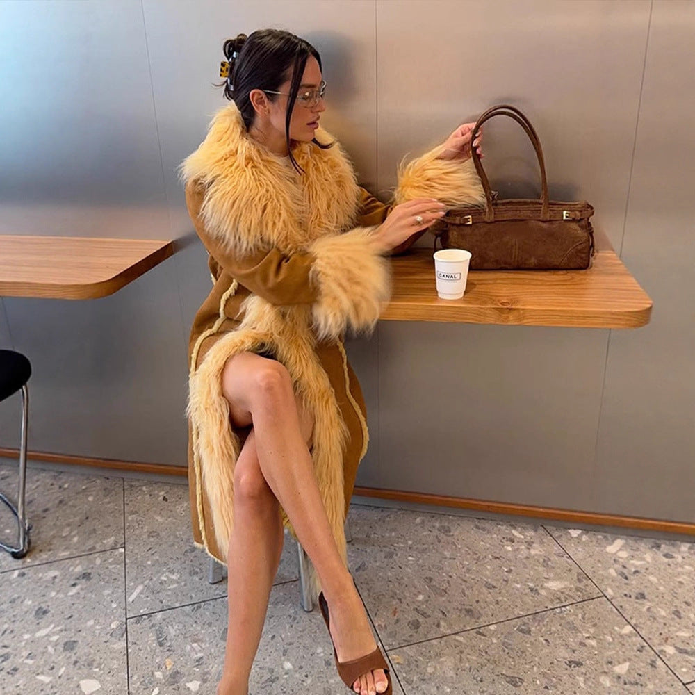 Damen Langer Shearling‑Imitatmantel mit voluminösem Schalkragen und Plüschmanschetten Echoarchiv