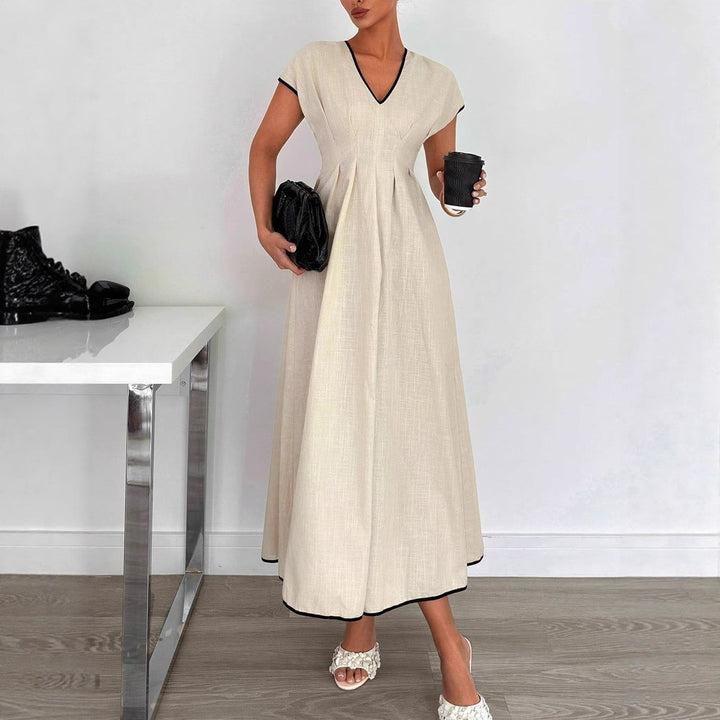 Damen Fließendes Maxikleid mit V-Ausschnitt und schwingendem Rock Echo Archiv