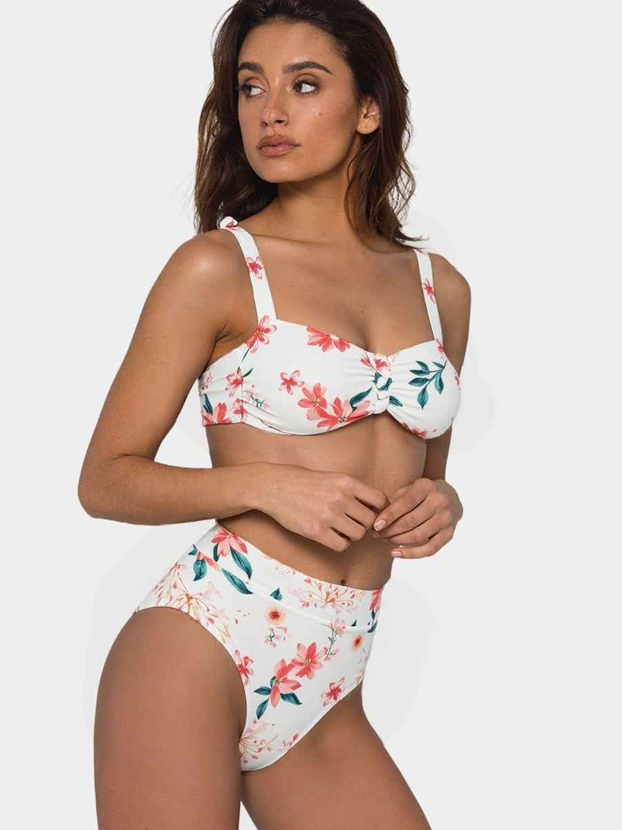 Damen Hochgeschnittener Bikini mit dekorativem Knotenelement Echo Archiv