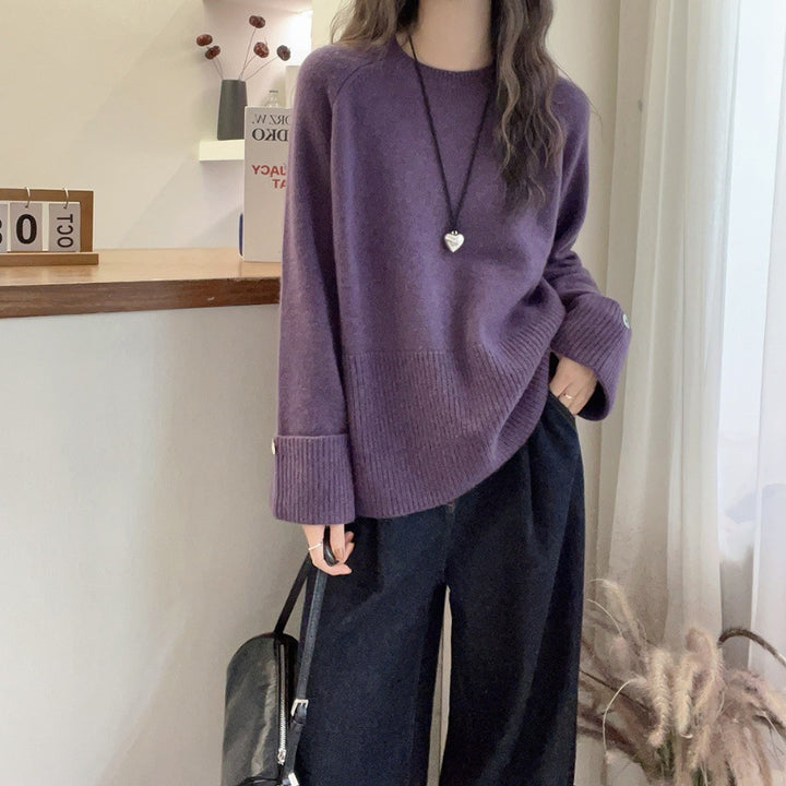 Damen Oversize‑Feinstrickpullover mit breitem Rippbund, extraweiten Ärmelabschlüssen und Zierknopf Echoarchiv