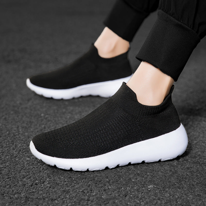Unisex nan nahtloser Sockensneaker mit atmungsaktiver dreidimensionaler Strickkonstruktion und stoßdämpfender Flexsohle Echo Archiv