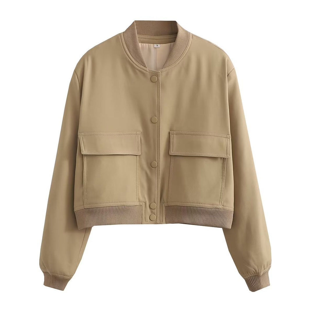 Damen Kurzblouson im Utility‑Stil mit Klappentaschen und Rippbündchen – Célinea