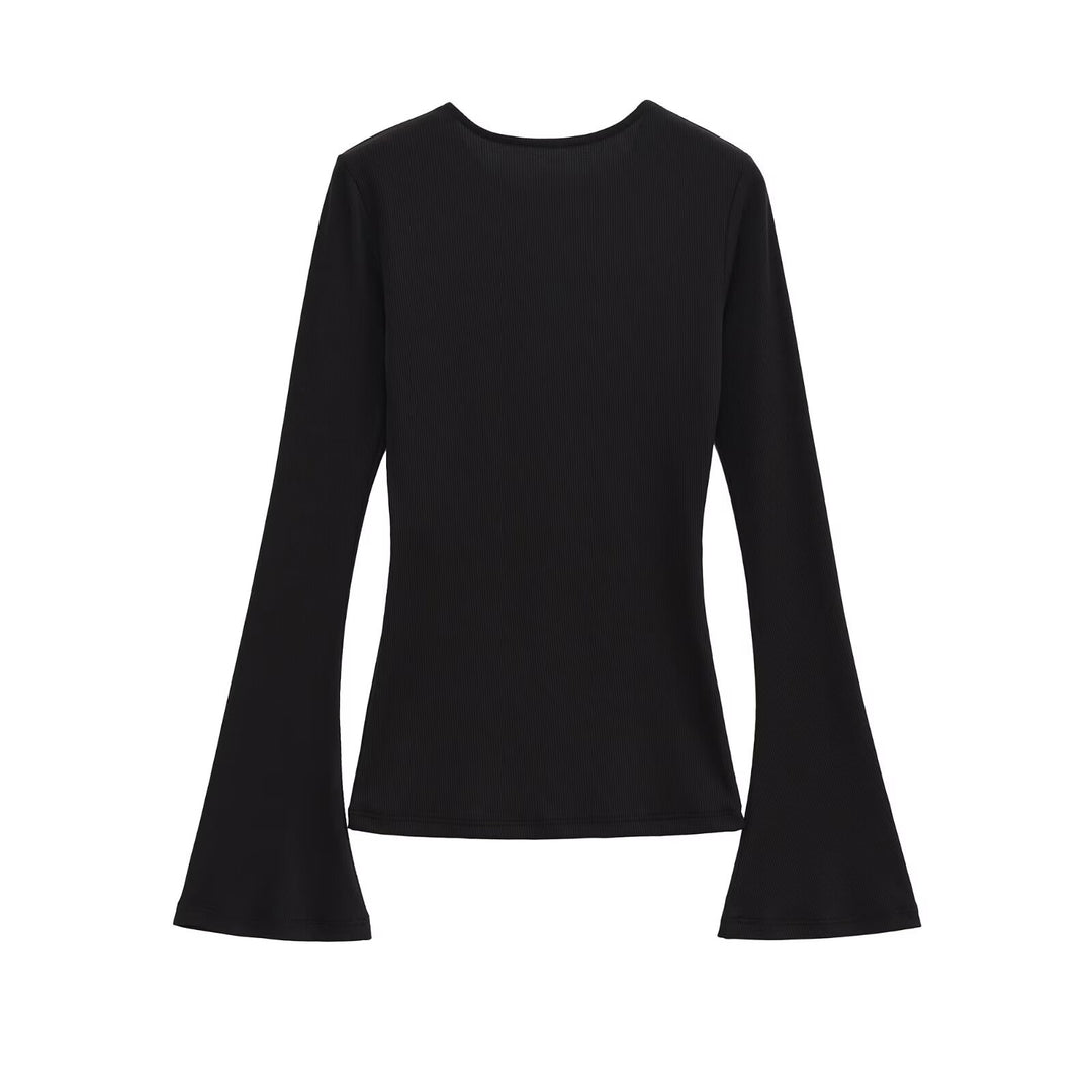 Damen Figurbetontes Rippshirt mit Carmenausschnitt und ausgestellten Schlagärmeln Echoarchiv