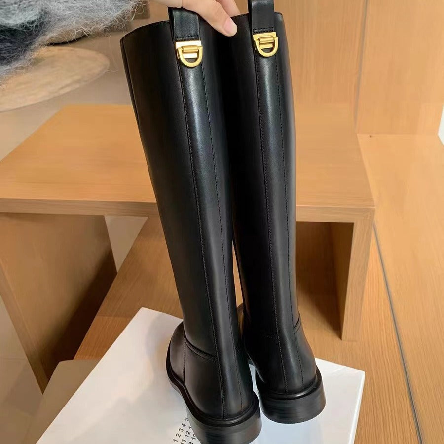 Damen Kniehohe Glattleder-Stiefel mit schlanker Silhouette und flacher Profilsohle Echo Archiv