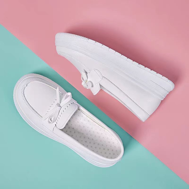 Damen Komfortable Slip-On Sneakers mit eleganter Schleife Echo Archiv