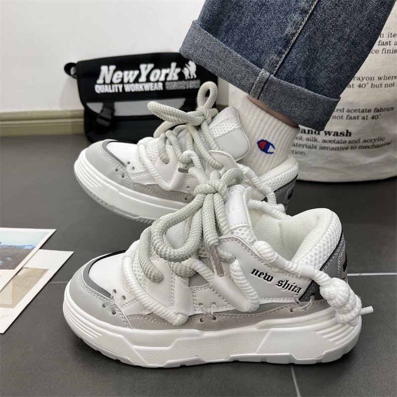 Damen Sportliche Sneakers mit innovativer Dämpfung und robustem Design Echo Archiv