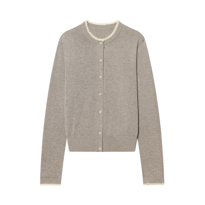 Damen kurz geschnittene Feinstrick-Cardigan mit Rundhalsausschnitt, durchgehender Knopfleiste und feiner Spitzenkante – Veloura