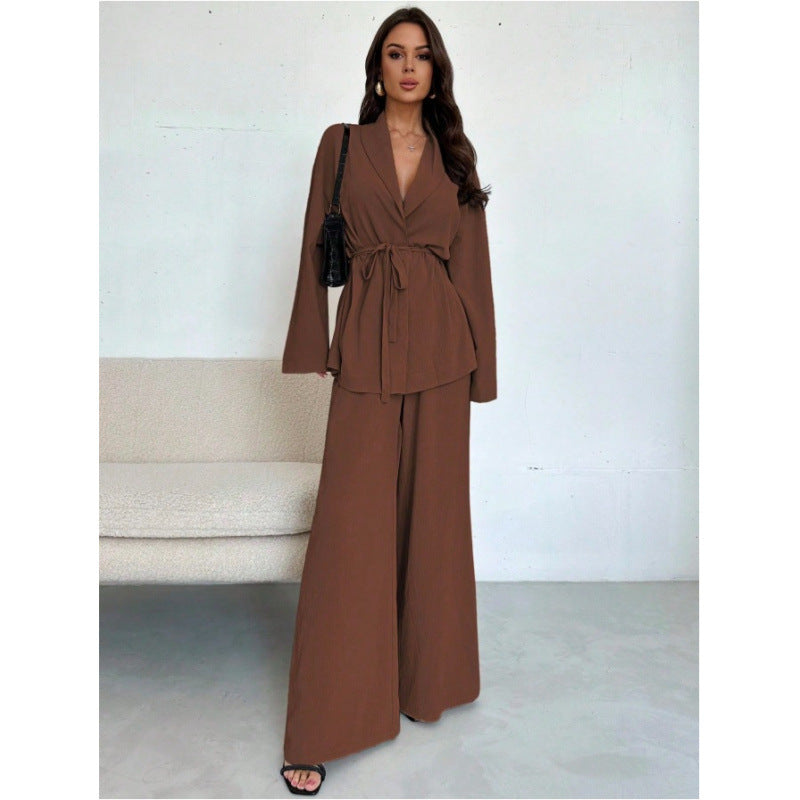 Damen Eleganter Wickel-Jumpsuit mit weitem Palazzo-Bein Echo Archiv