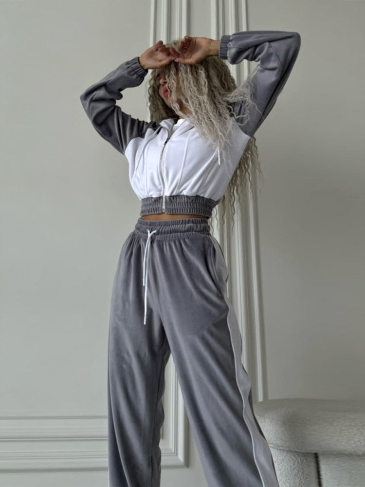 Damen kurz geschnittenes Samt-Trainingsset mit tailliertem Reißverschluss-Hoodie und weit geschnittener hochtaillierter Loungehose – Avérine