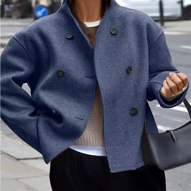 Damen Kurz geschnittener Oversize-Wollmantel mit doppelreihiger Knopfleiste und Stehkragen – Montévia
