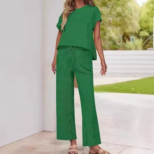Damen lässiges Zweiteiler-Set mit hochgeschnittener Hose und lässigem Oberteil Echo Archiv