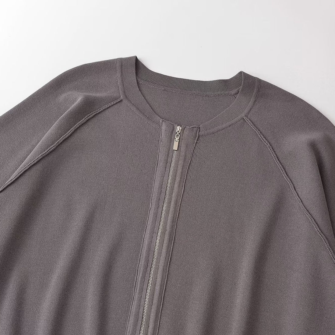 Damen Oversize Strick-Bomberjacke mit Raglanärmeln und Rippbündchen Echoarchiv
