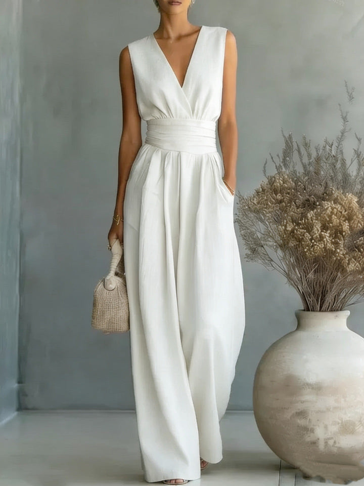 Echoarchiv | Eleganter Ärmelloser Jumpsuit mit Tiefem V-Ausschnitt, Taillenbund und Weitem Bein