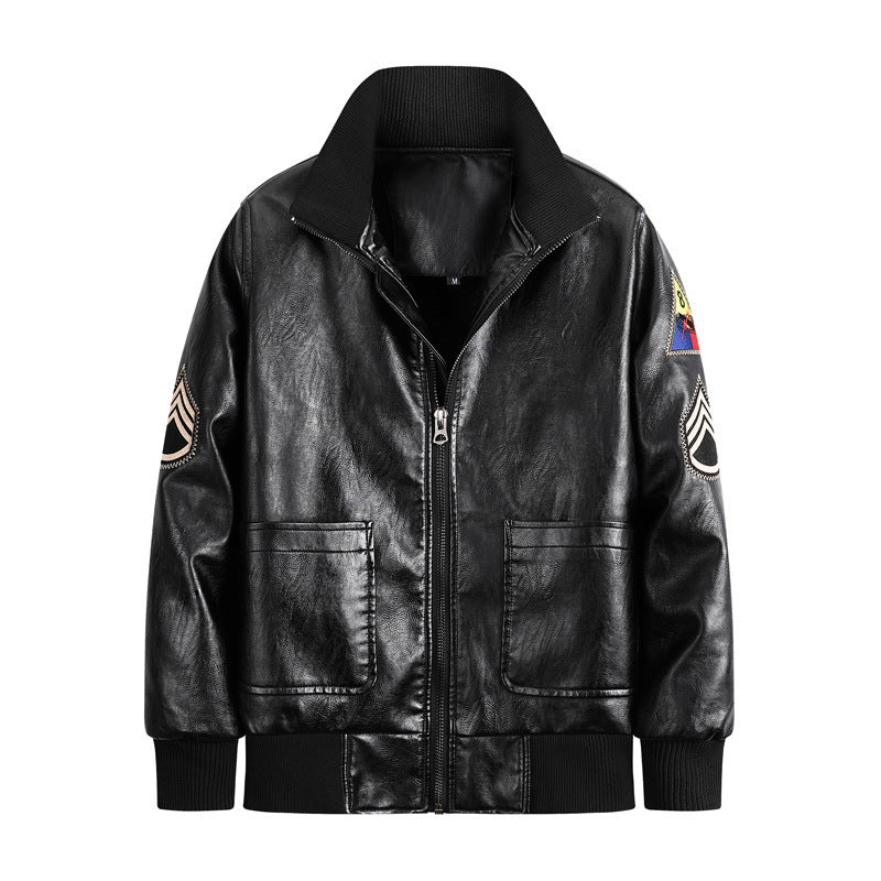 Herren Vintage-inspirierte Pilot-Bomberjacke aus Lederoptik mit gestickten Abzeichen und Rippbündchen Echo Archiv
