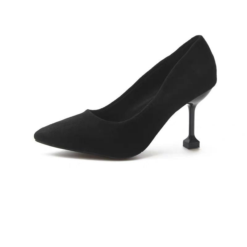 Damen spitze Pumps mit geometrischem Stiletto-Absatz und weichem Velours-Obermaterial Echo Archiv