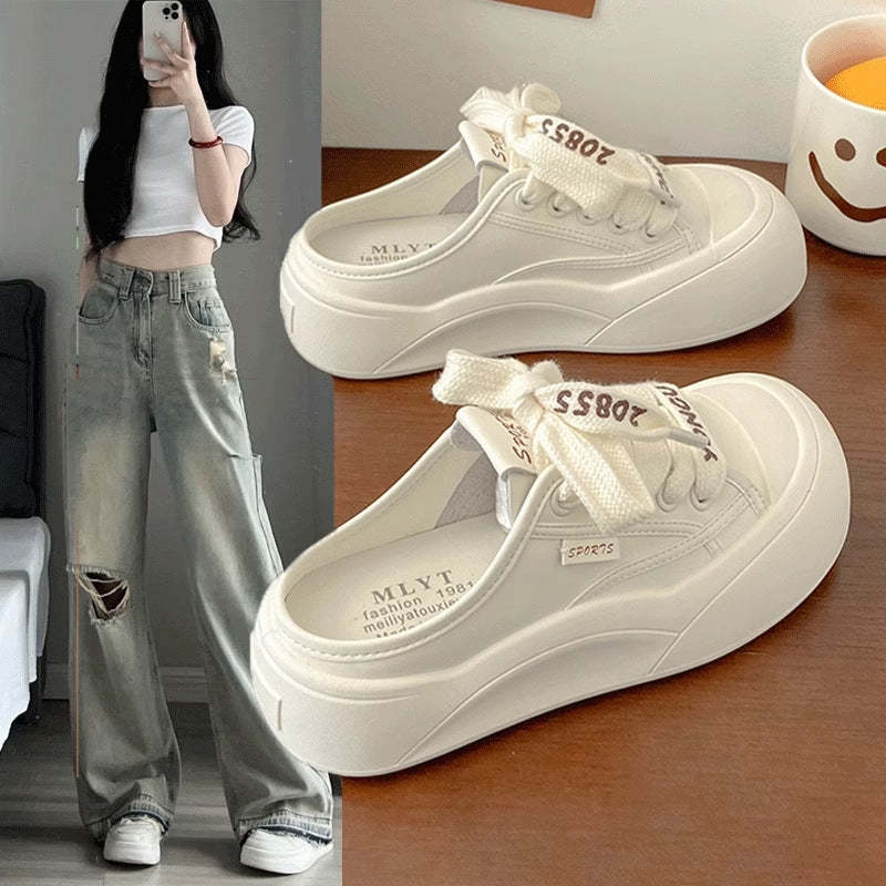 Damen Sportliche Plateausneaker mit elastischen Schnürsenkeln und luftigem Obermaterial Echo Archiv