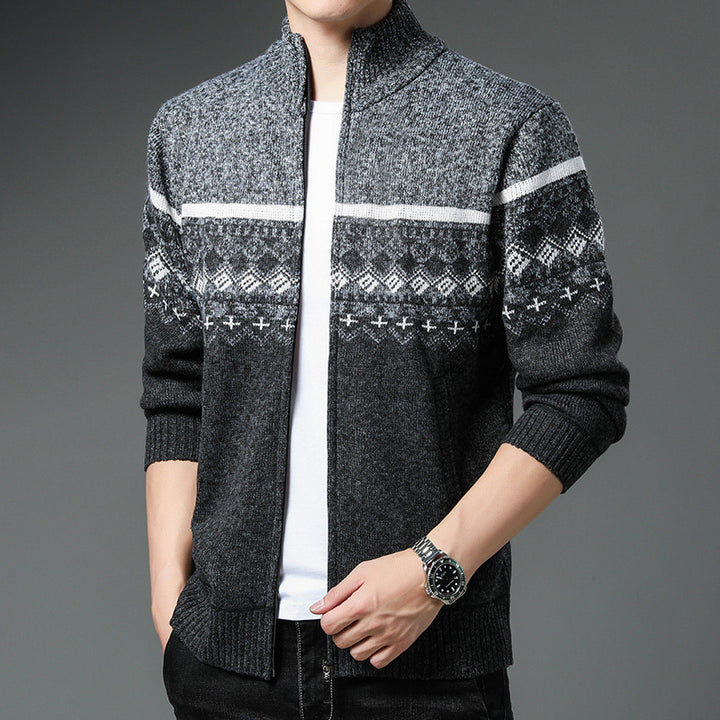 Herren Strickjacke mit hohem Kragen und attraktiven Mustern Echoarchiv