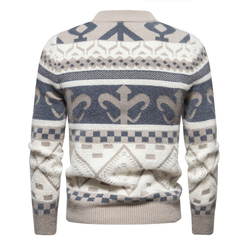 Herren Strickpullover mit modernem Zopfmuster und hohem Kragen Echoarchiv