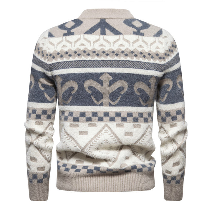 Herren Strickpullover mit modernem Zopfmuster und hohem Kragen Echoarchiv