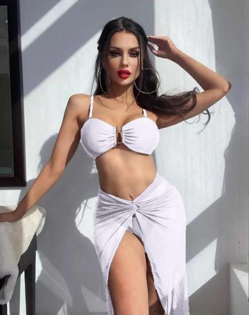 Damen Bikiniset mit raffinierten Schnittdetails Echo Archiv